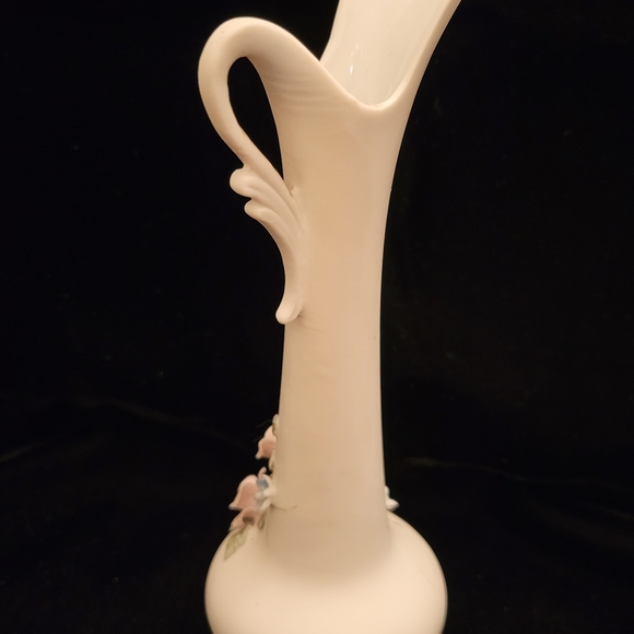 Lefton Vintage China Pitcher Vase. Made in Japan. - Picture 6 of 8